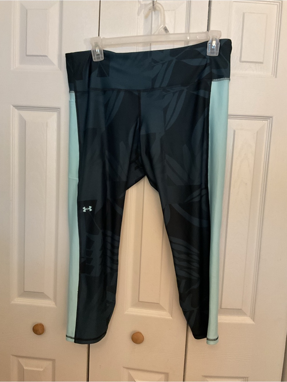 Under Armour Navy Blue Compression High-Rise Ankle Leggings
